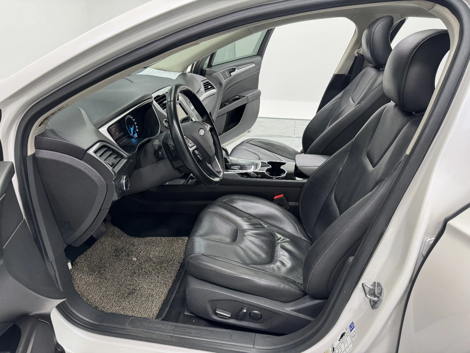 Ford Mondeo 2.0 TDCI  - ОЧАКВАН ВНОС - КАТО НОВА - изображение 10