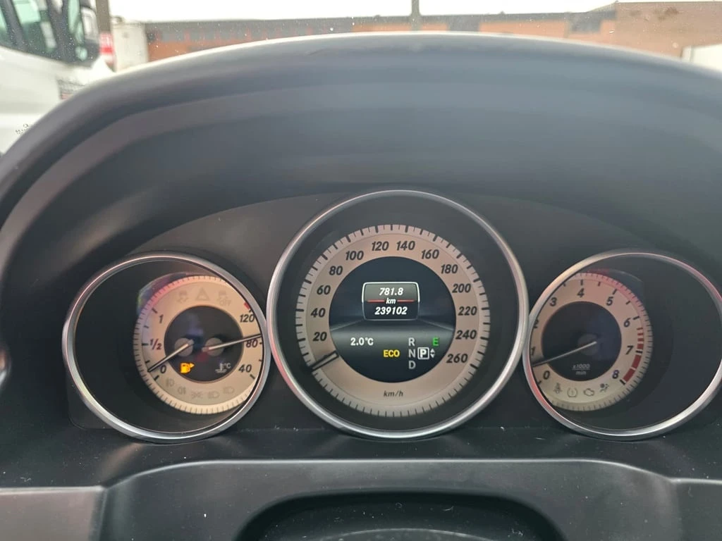 Mercedes-Benz E 500 * 550 * CARFAX *    | Mobile.bg   8