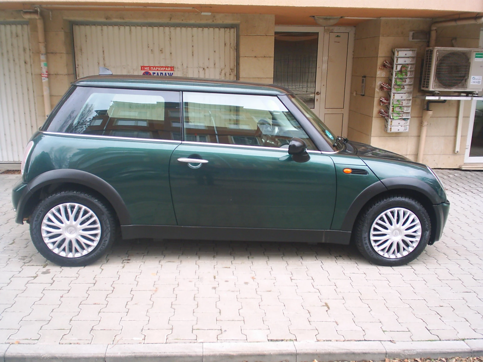 Mini One 1.6 16V 90 к.с - изображение 6