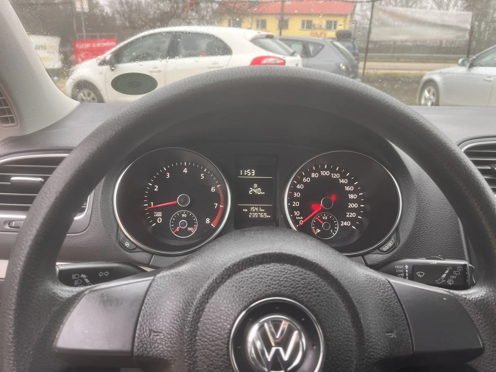 VW Golf 1.6i 102�.� | Mobile.bg � ����������� 10