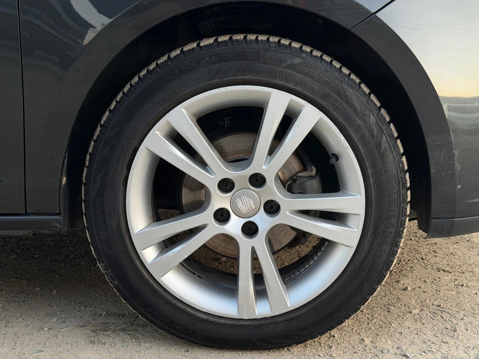 Seat Ibiza 1.6TDI-90к.с./ Автопилот/ Климатроник, снимка 17 - Автомобили и джипове - 53738310