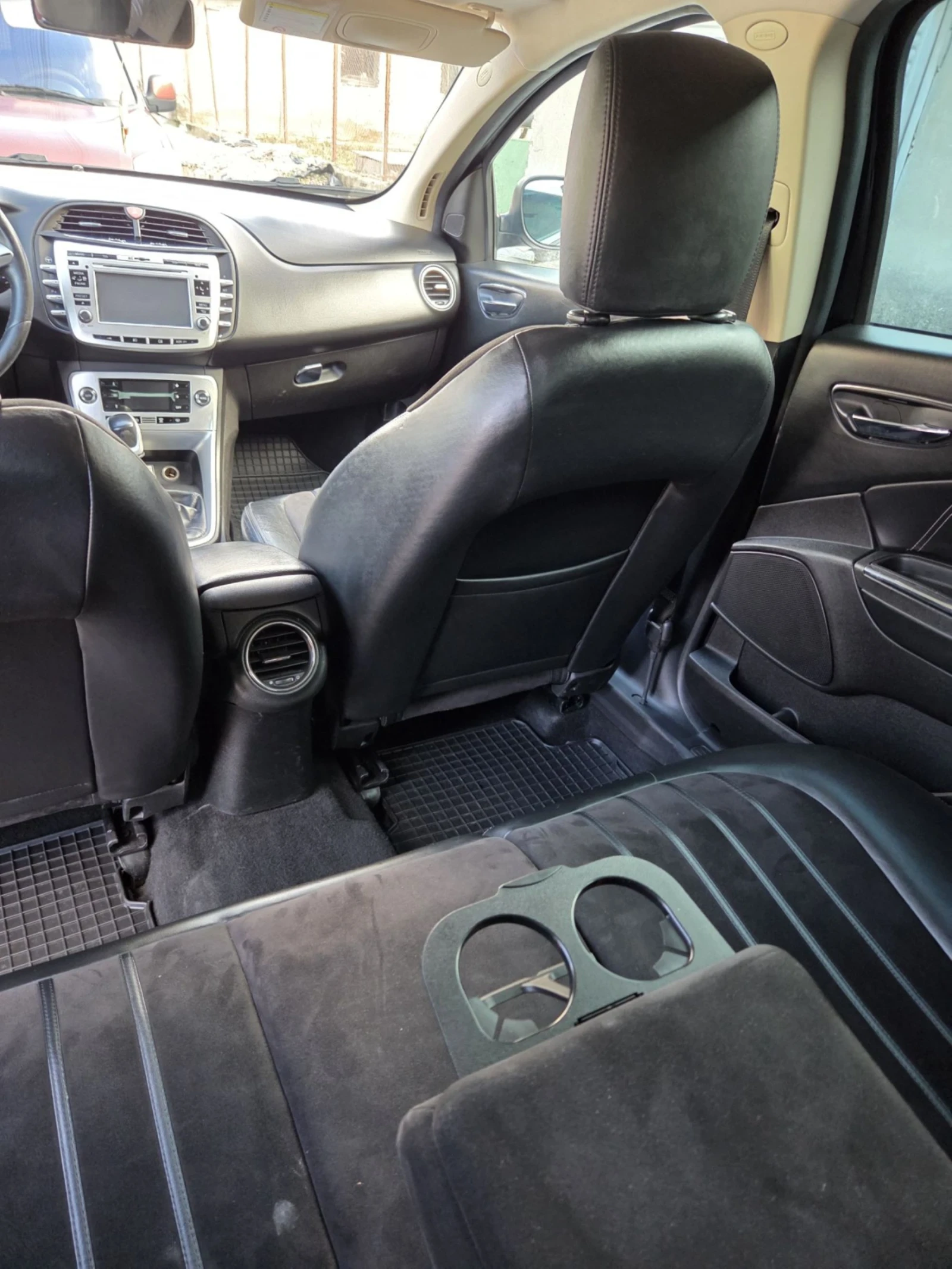 Lancia Delta, снимка 17 - Автомобили и джипове - 53978435