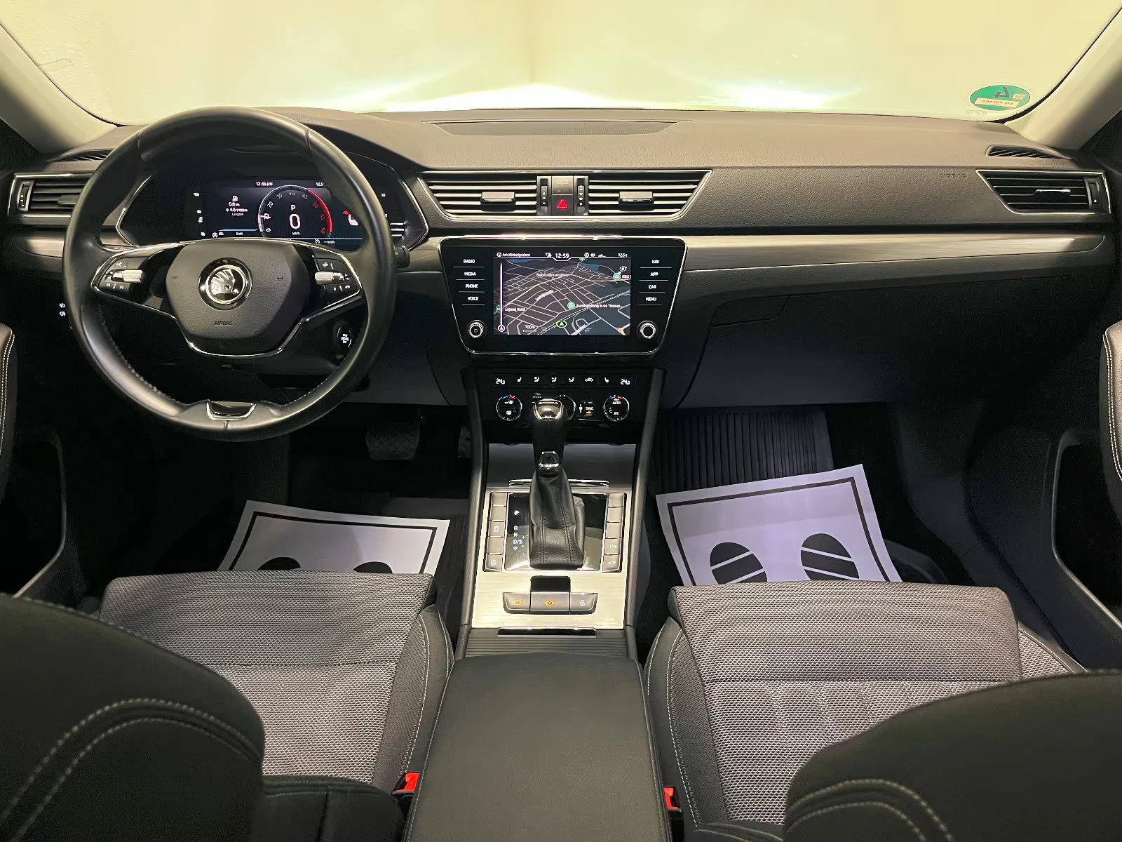 Skoda Superb 2.0TDI/200HP/STYLE/DSG/CAM/MEMO/NAVI/CPLAY/190q | Mobile.bg � ����������� 7