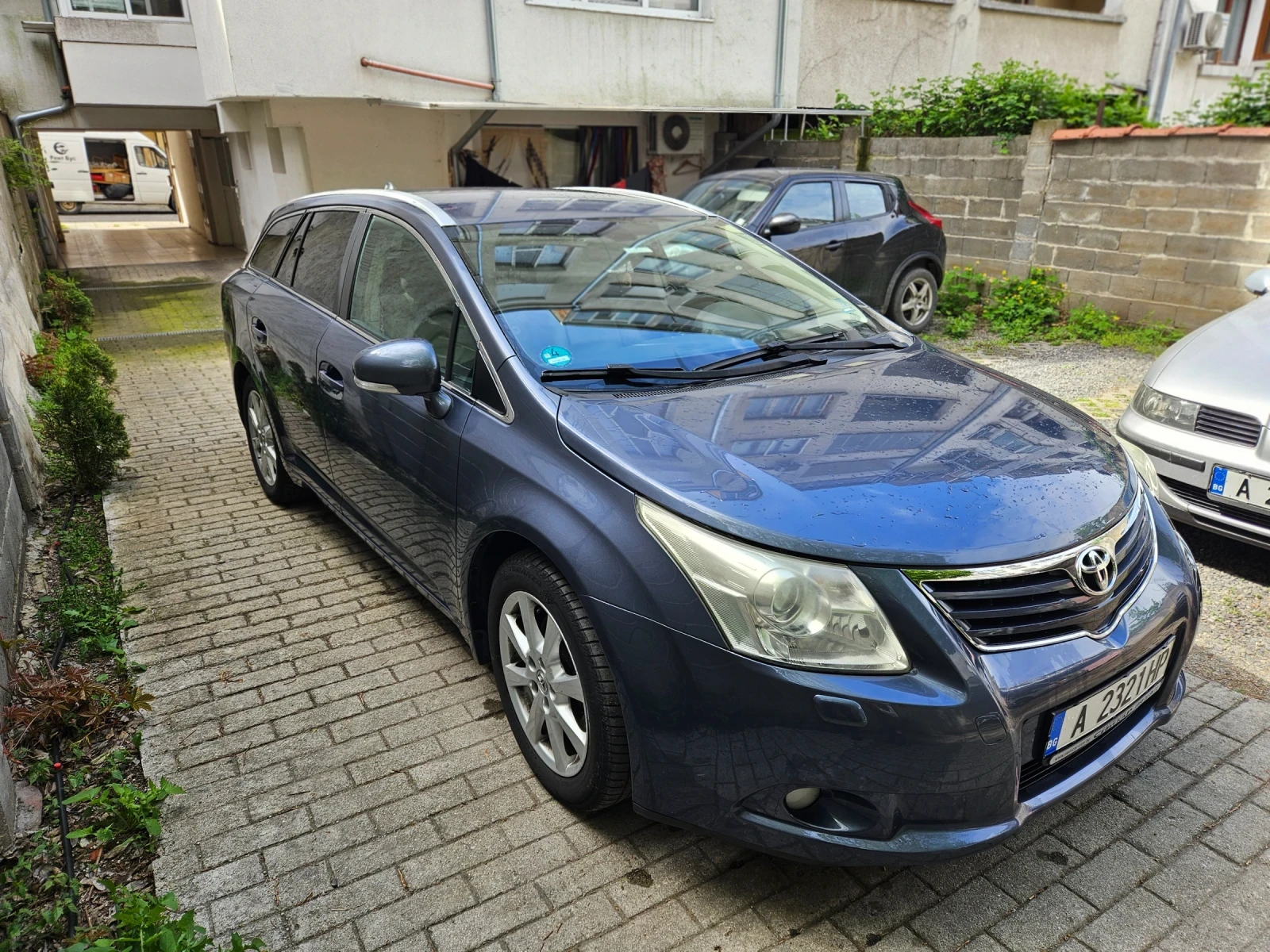 Toyota Avensis 2.2 D-4D 150 к.с., снимка 7 - Автомобили и джипове - 54485463