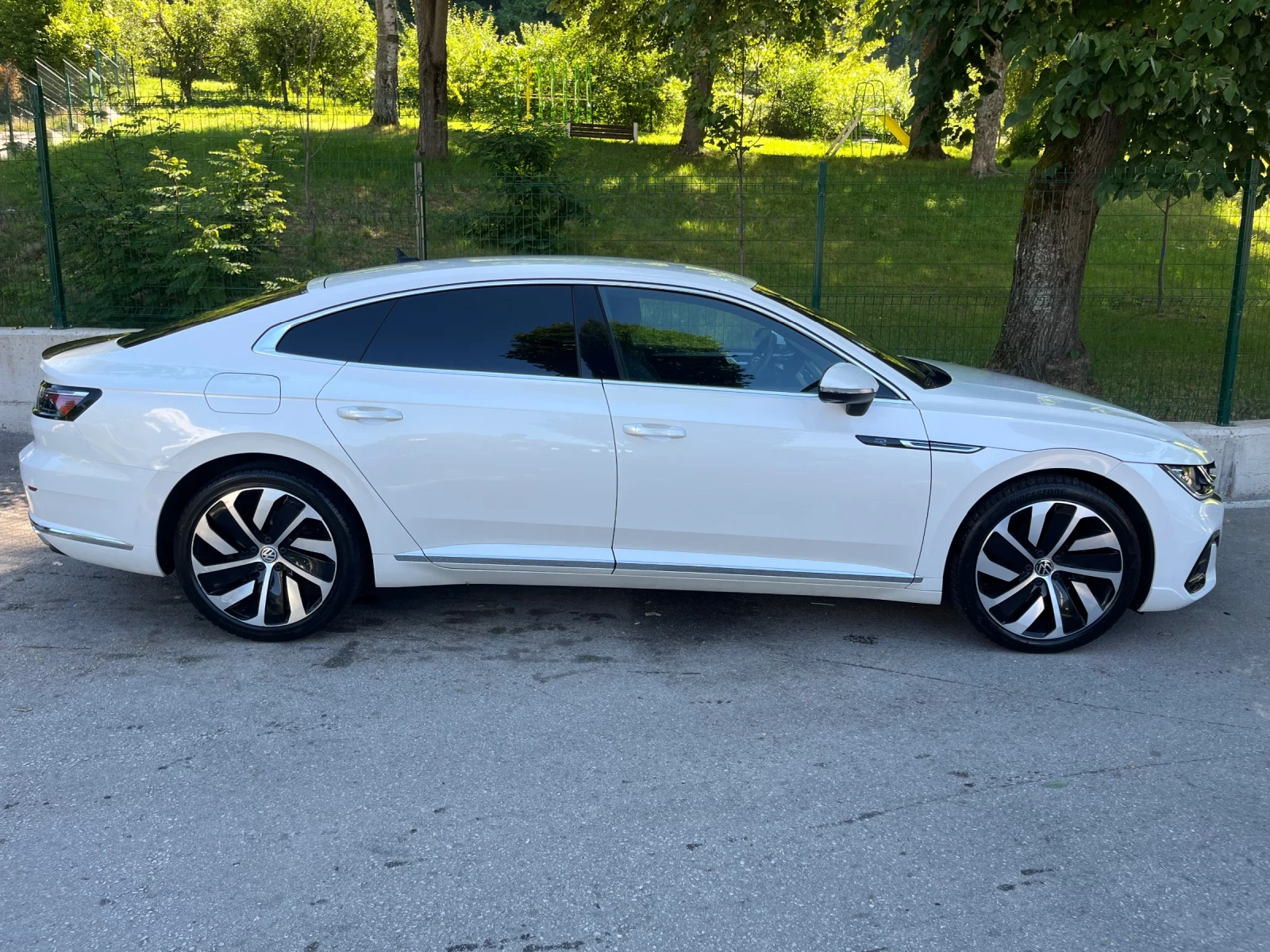 VW Arteon 2.0 4Motio 200, снимка 3 - Автомобили и джипове - 55303689
