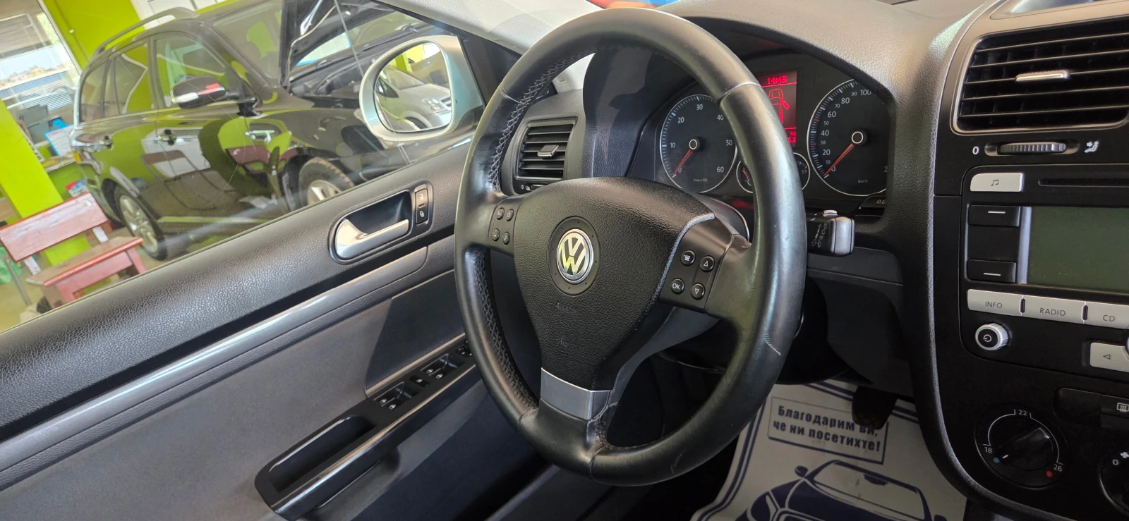 VW Golf 1.9 TDI 105ps 176000KM!!, снимка 8 - Автомобили и джипове - 55486168
