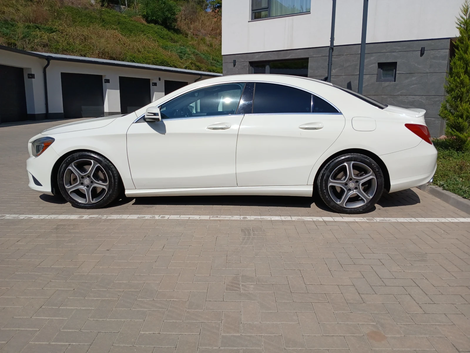 Mercedes-Benz CLA 250, снимка 8 - Автомобили и джипове - 55661764