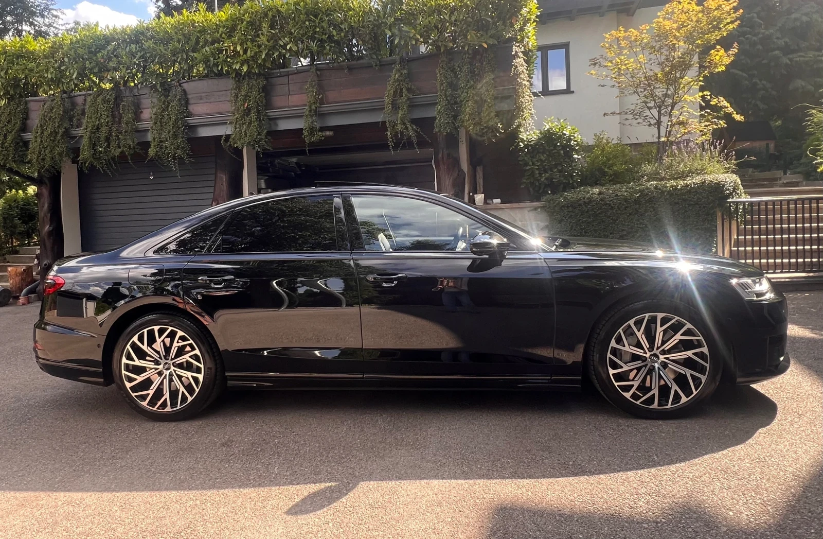 Audi A8 55 TFSI, снимка 3 - Автомобили и джипове - 55665838