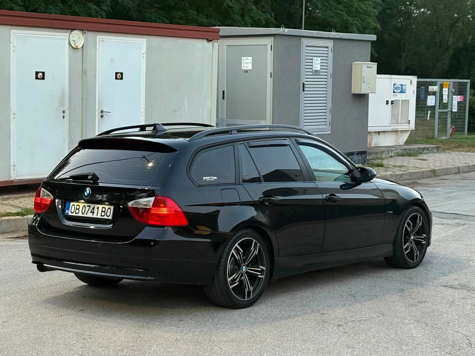 BMW 318 Продава се! E91 318d 2.0 143hp + chip 2008г май ме, снимка 5 - Автомобили и джипове - 55706258
