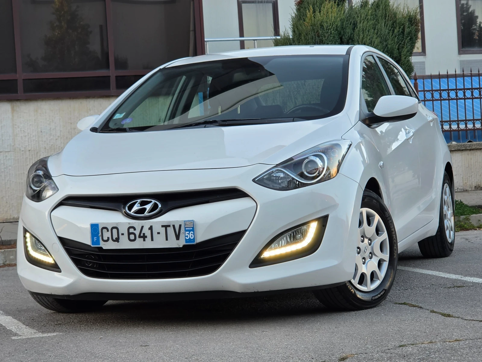 Hyundai I30 1.4i 100hp * EURO 5 * КЛИМАТИК * ЛИЗИНГ * , снимка 2 - Автомобили и джипове - 56011561
