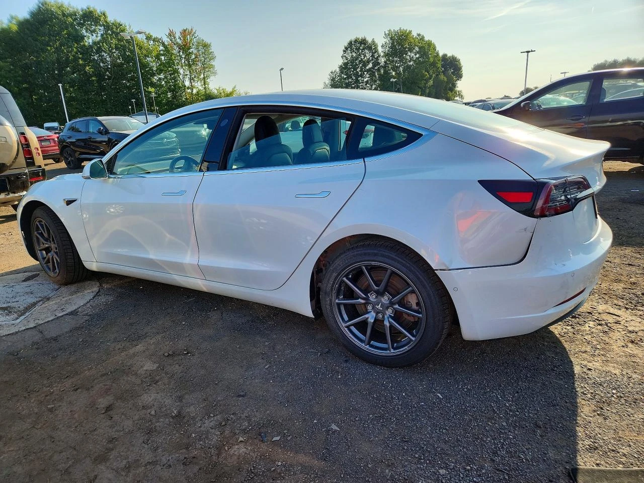 Tesla Model 3 DUAL MOTOR* LONG RANGE* AWD, снимка 2 - Автомобили и джипове - 56414393