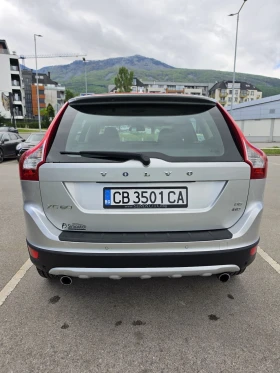 Volvo XC60 2.4 D5 AWD, снимка 4
