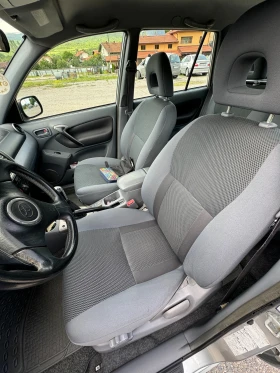 Toyota Rav4 2.0 D4D, снимка 11