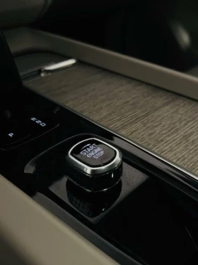 Volvo XC60 B6 Plus Dark * HeadUp * АвтоКредит * (ЦЕНА ДО БГ) - 63999 лв. - 17877305 11