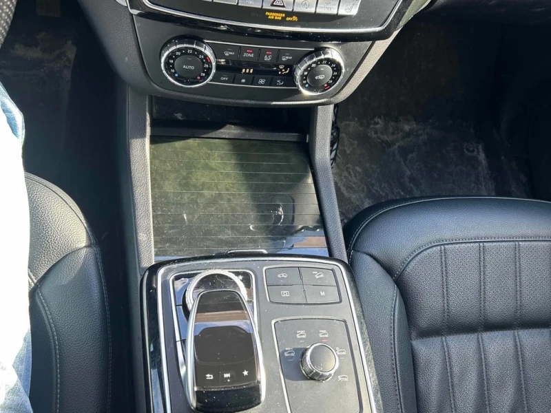 Mercedes-Benz GLS * 450 * CARFAX * ЦЕНА ДО БГ, снимка 10 - Автомобили и джипове - 53302216