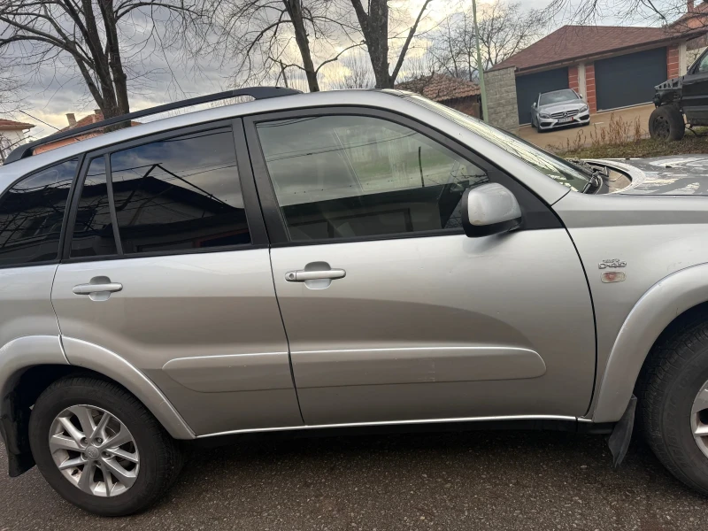 Toyota Rav4, снимка 14 - Автомобили и джипове - 53395500