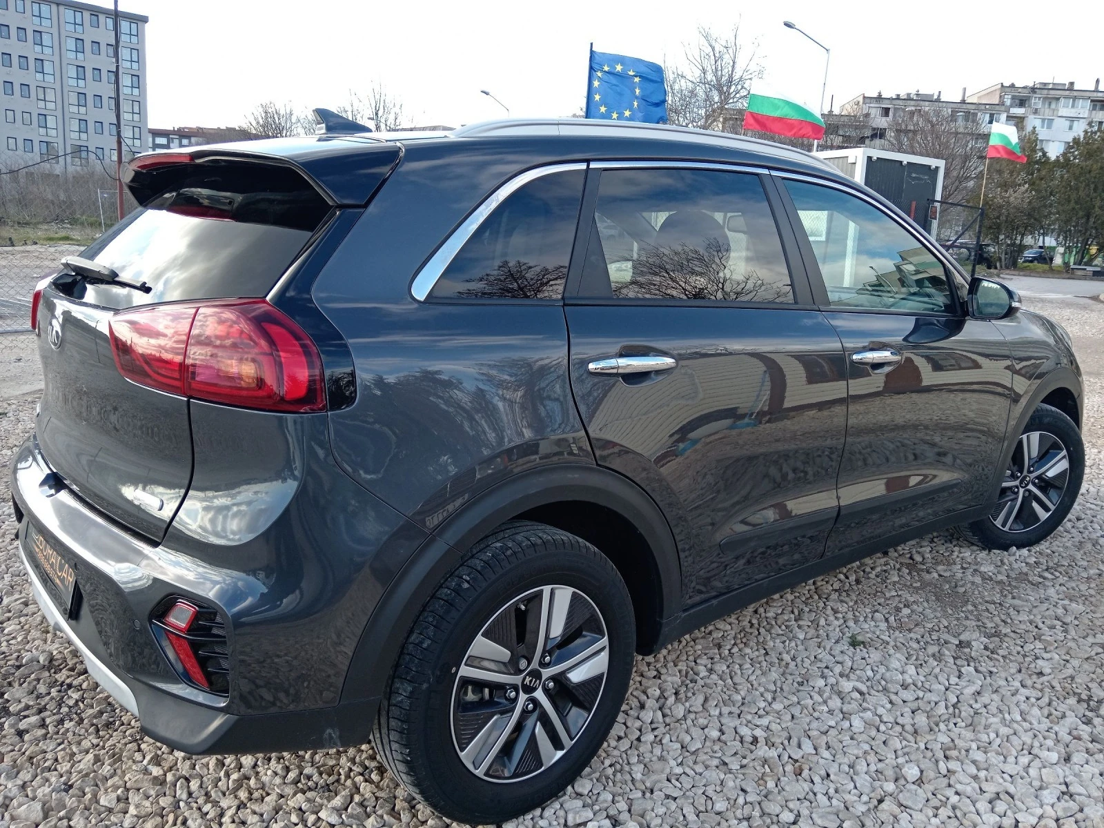 Kia Niro 1.6-hibrid - изображение 5