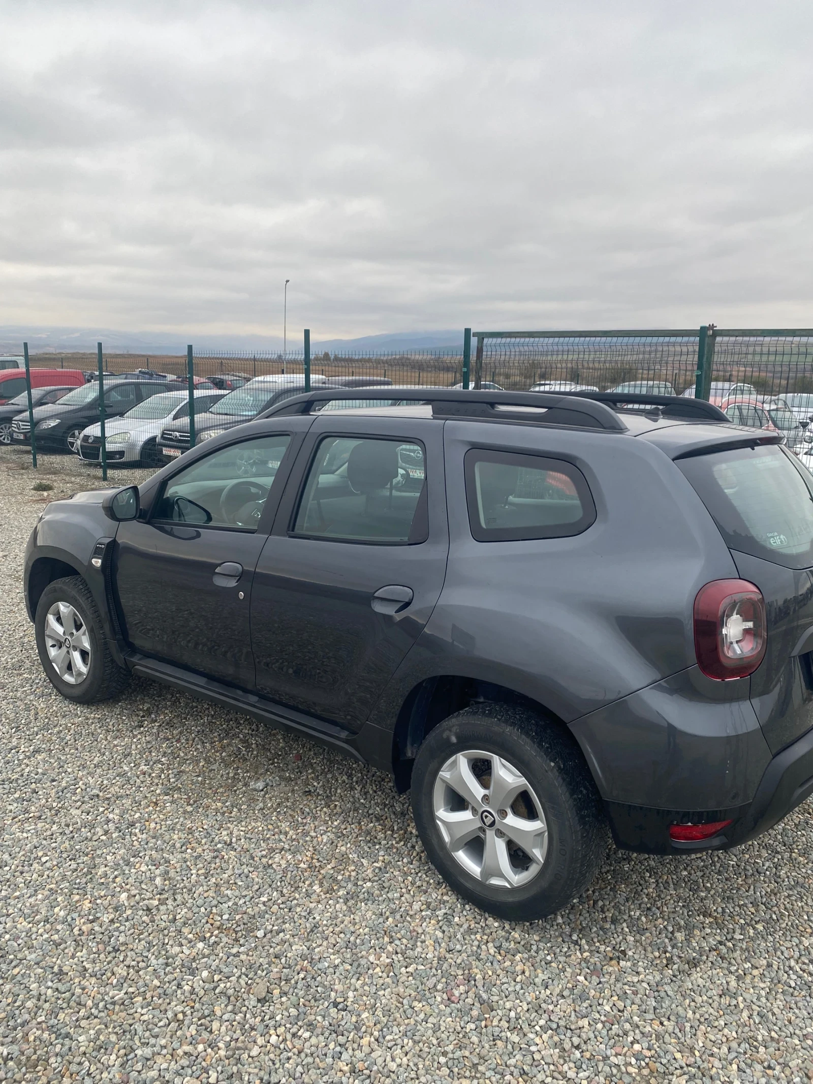 Dacia Duster 1, 5 - изображение 4