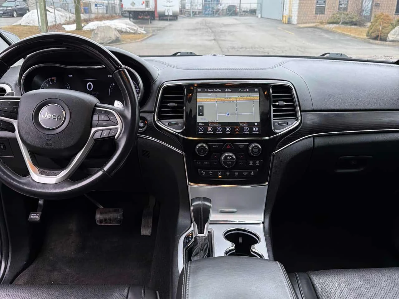 Jeep Grand cherokee * Summit * CARFAX * HARMAN KARDON* ДИСТРОНИК* , снимка 9 - Автомобили и джипове - 53740737