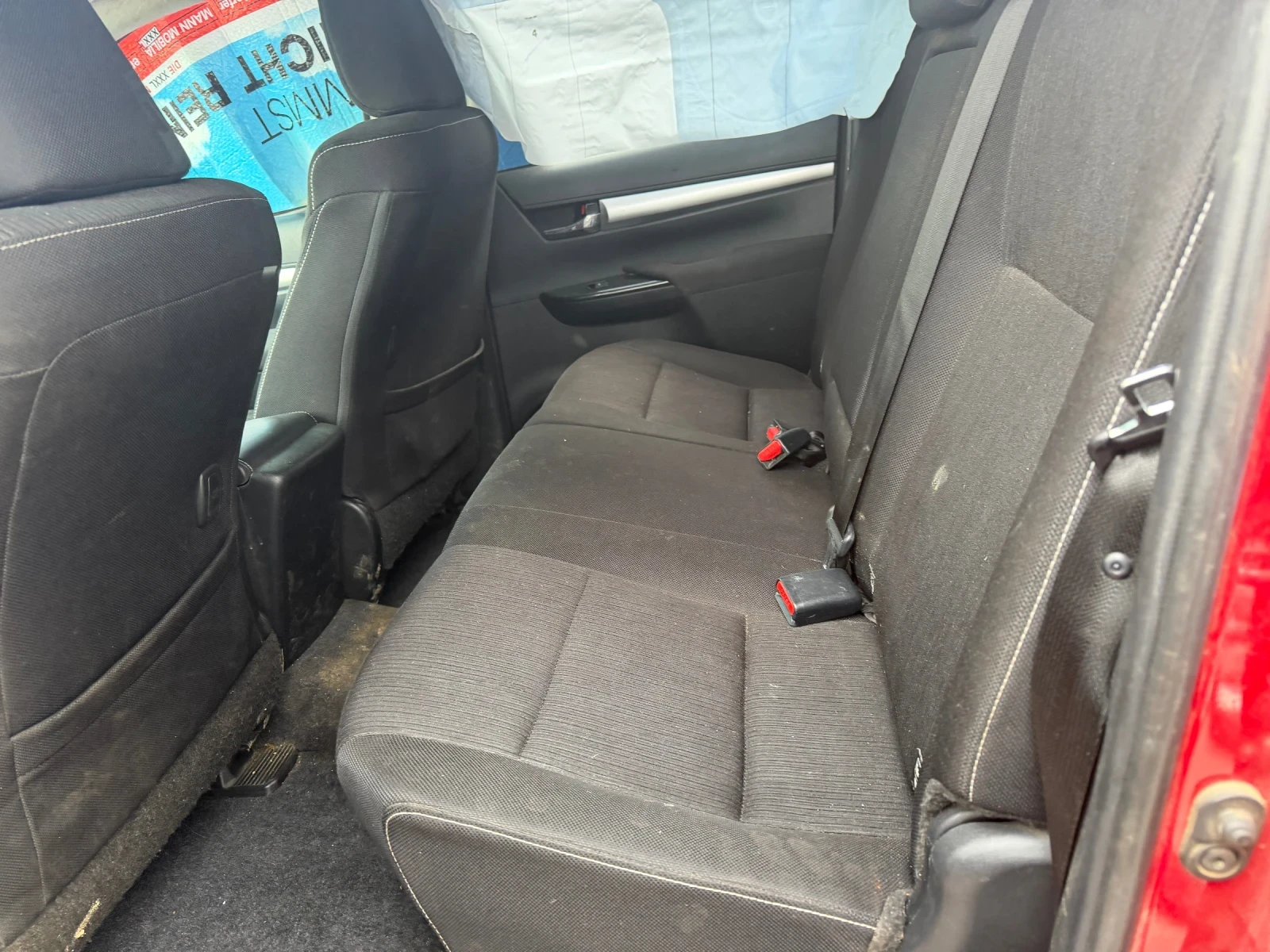 Toyota Hilux, снимка 7 - Автомобили и джипове - 53990291