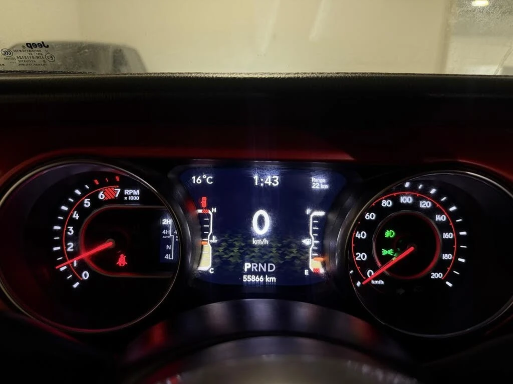 Jeep Wrangler АвтоКредит* (ЦЕНА ДО БГ), снимка 11 - Автомобили и джипове - 54069817