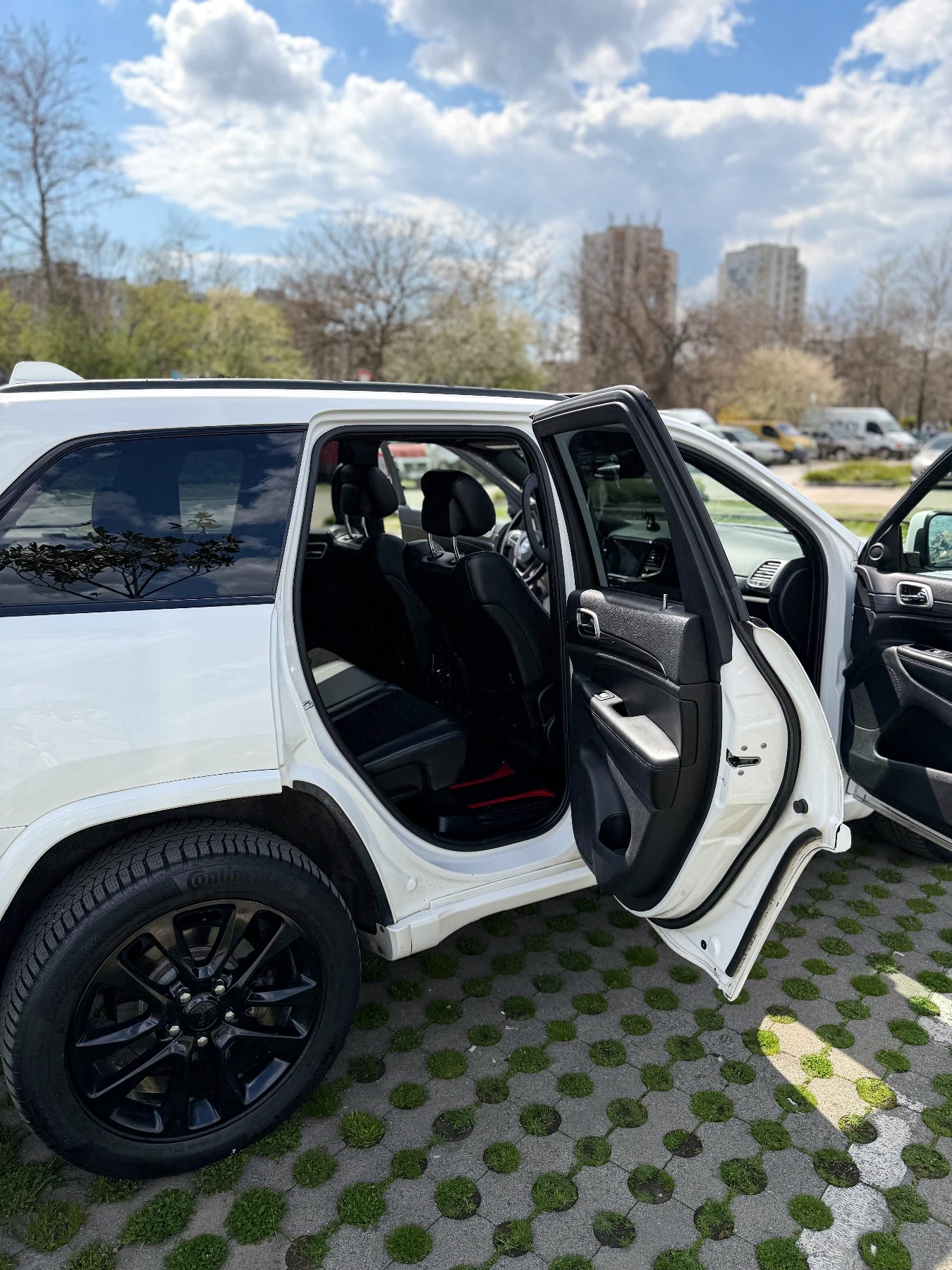 Jeep Grand cherokee  Grand Cherokee Altitude 3, 6 V6 газово, снимка 7 - Автомобили и джипове - 54118795