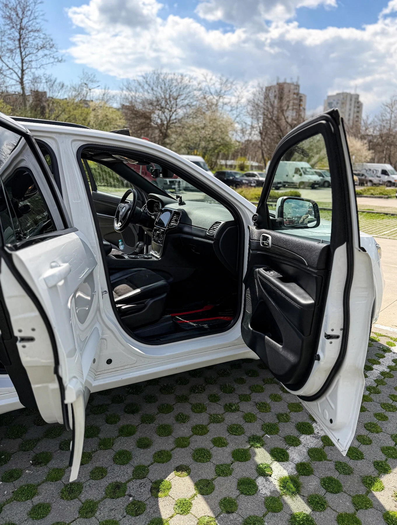 Jeep Grand cherokee  Grand Cherokee Altitude 3, 6 V6 газово, снимка 6 - Автомобили и джипове - 54118795