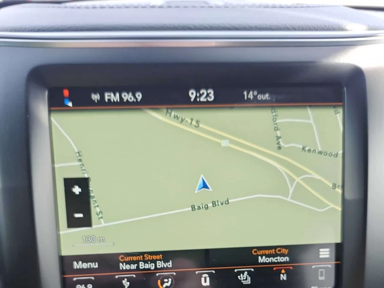 Jeep Cherokee * Altitude * ПАМЕТ * KEYLESS * NAVI, снимка 13 - Автомобили и джипове - 54442288