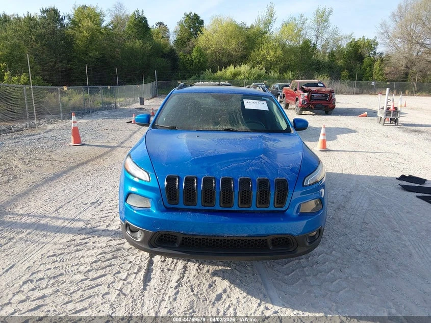 Jeep Cherokee 2.4l Latitude Fwd, снимка 12 - Автомобили и джипове - 54622406