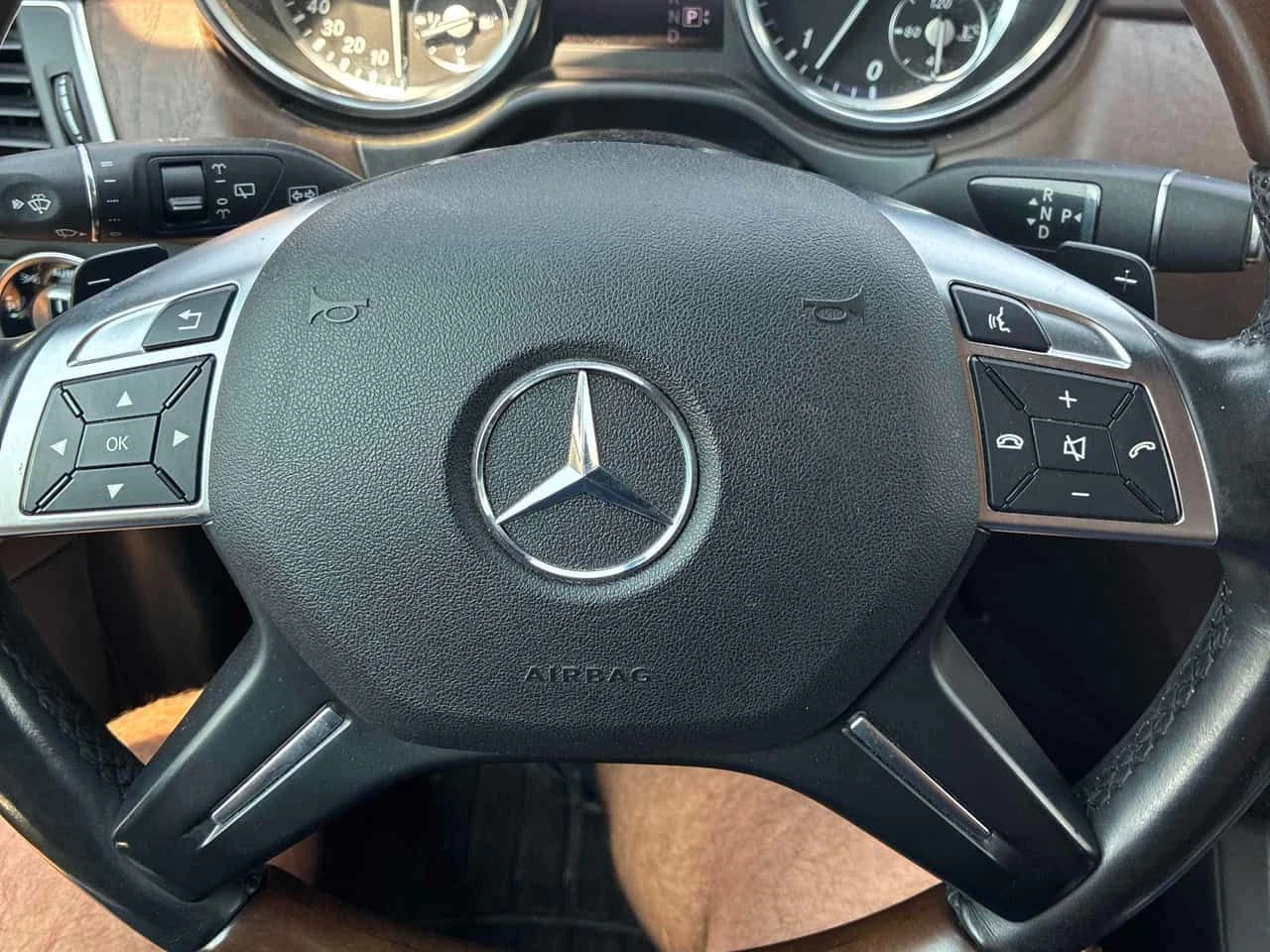 Mercedes-Benz ML 350 BlueTEC/ПОДГРЕВИ/360 КАМЕРИ/ПАНОРАМА, снимка 16 - Автомобили и джипове - 55389462