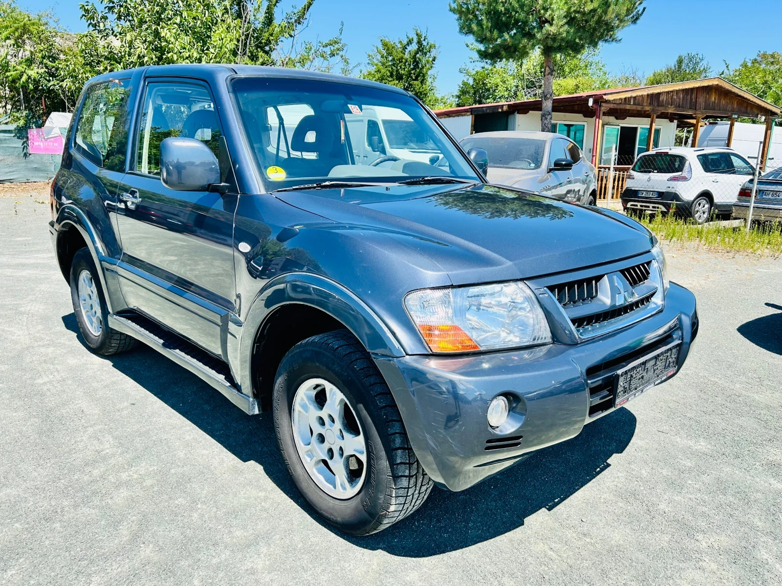 Mitsubishi Pajero 3.2DiD, снимка 7 - Автомобили и джипове - 55501925