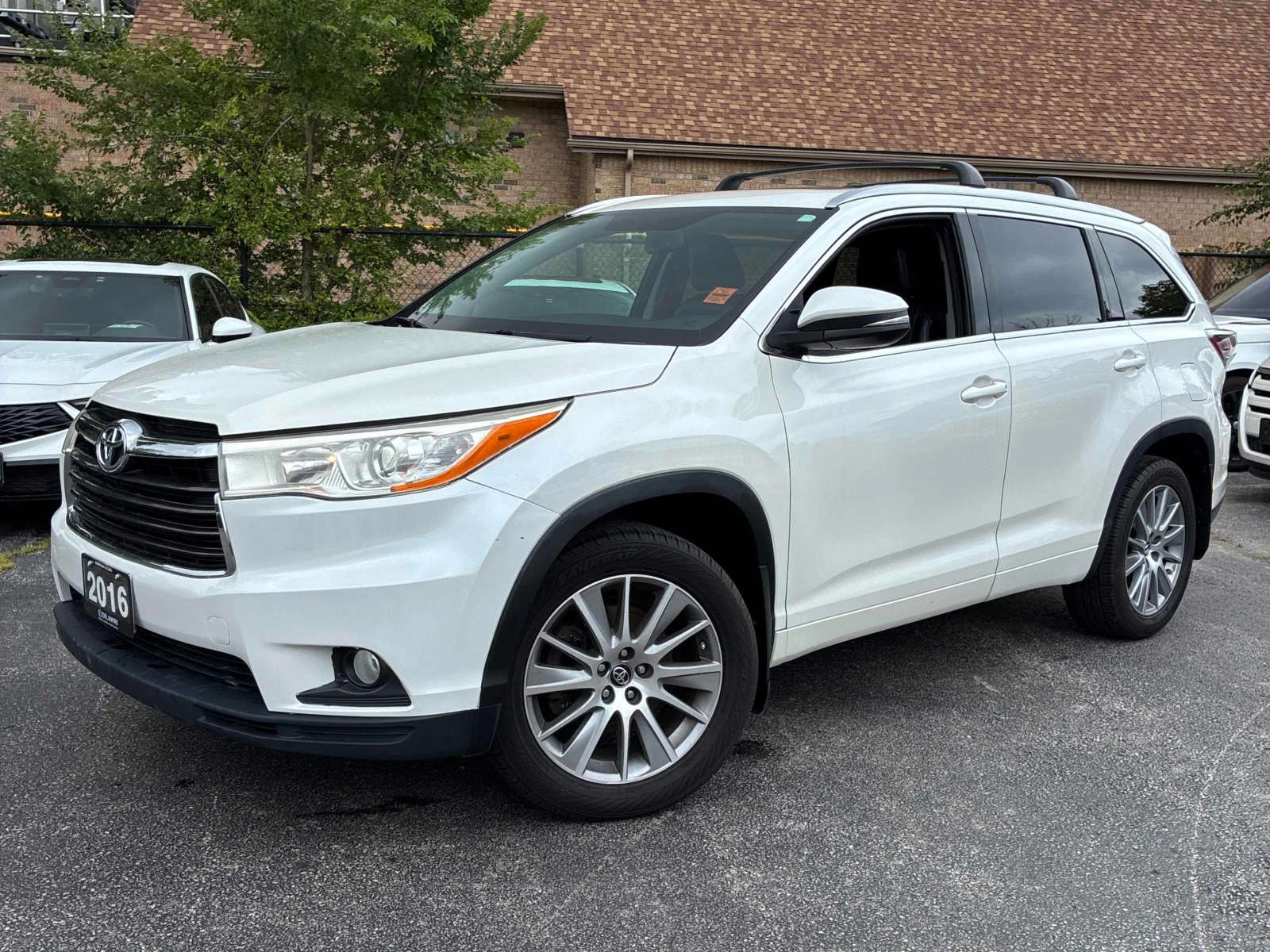 Toyota Highlander XLE/CARFAX/ШИБЕДАХ/ПОДГРЕВ/КОЖА, снимка 2 - Автомобили и джипове - 55800793
