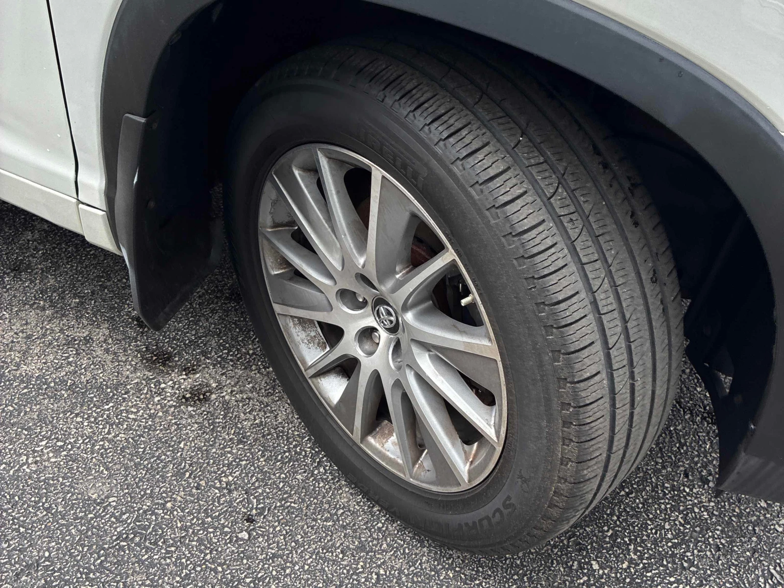 Toyota Highlander XLE/CARFAX/ШИБЕДАХ/ПОДГРЕВ/КОЖА, снимка 7 - Автомобили и джипове - 55800793