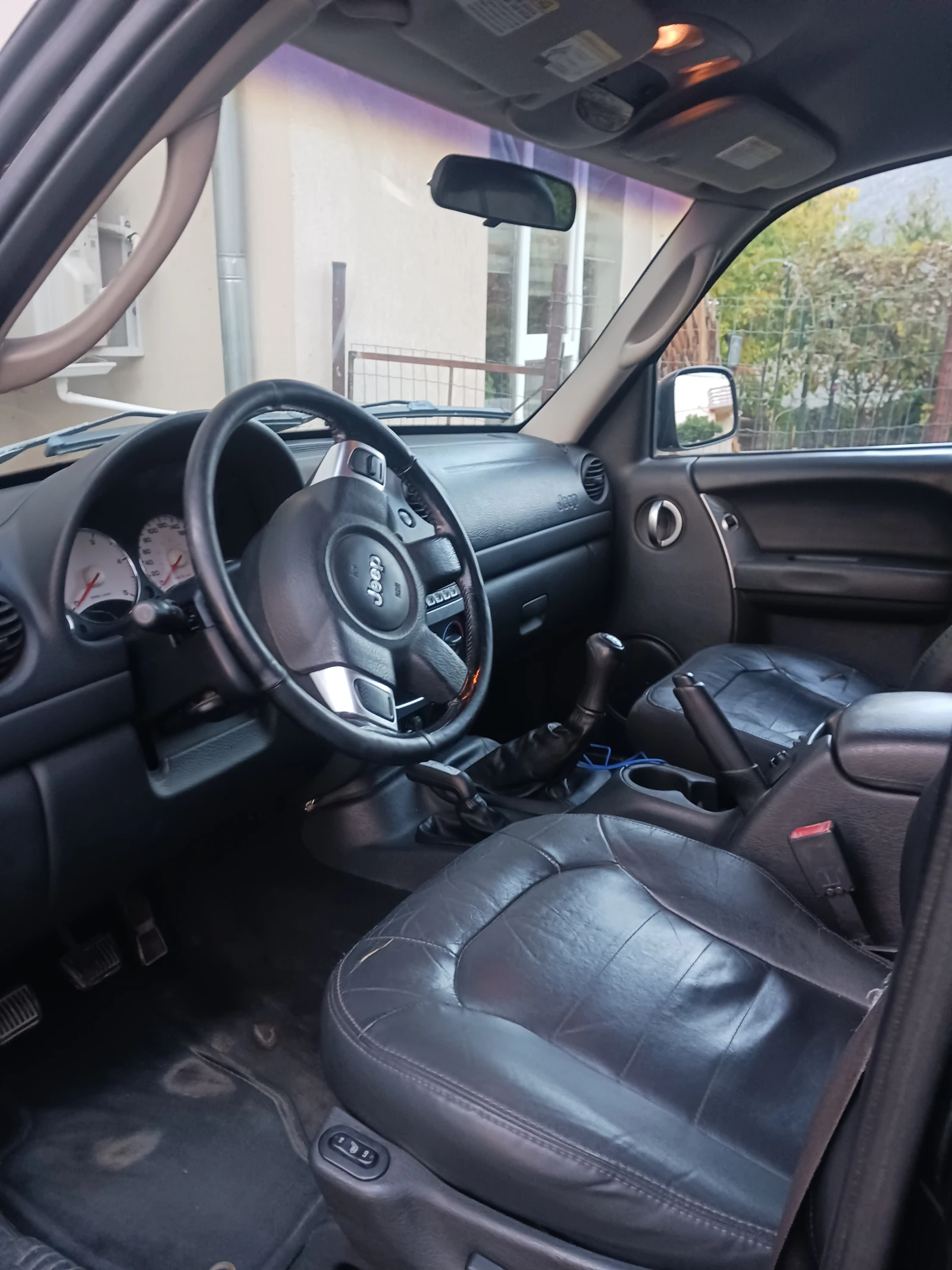 Jeep Cherokee, снимка 8 - Автомобили и джипове - 56569166