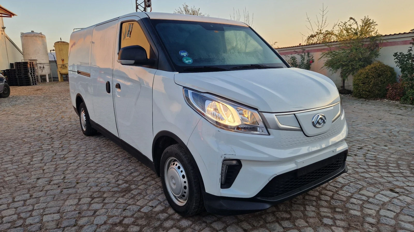 LDV Maxus ЕЛЕКТРИЧЕСКИ-DELIVER 3 L 50 kwh.160 kc. - изображение 3