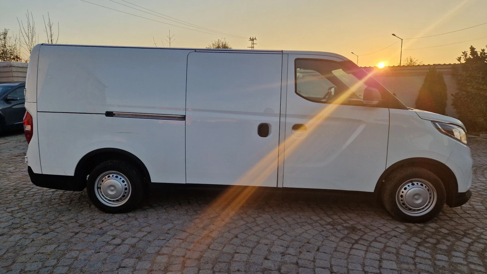 LDV Maxus ЕЛЕКТРИЧЕСКИ-DELIVER 3 L 50 kwh.160 kc. - изображение 4