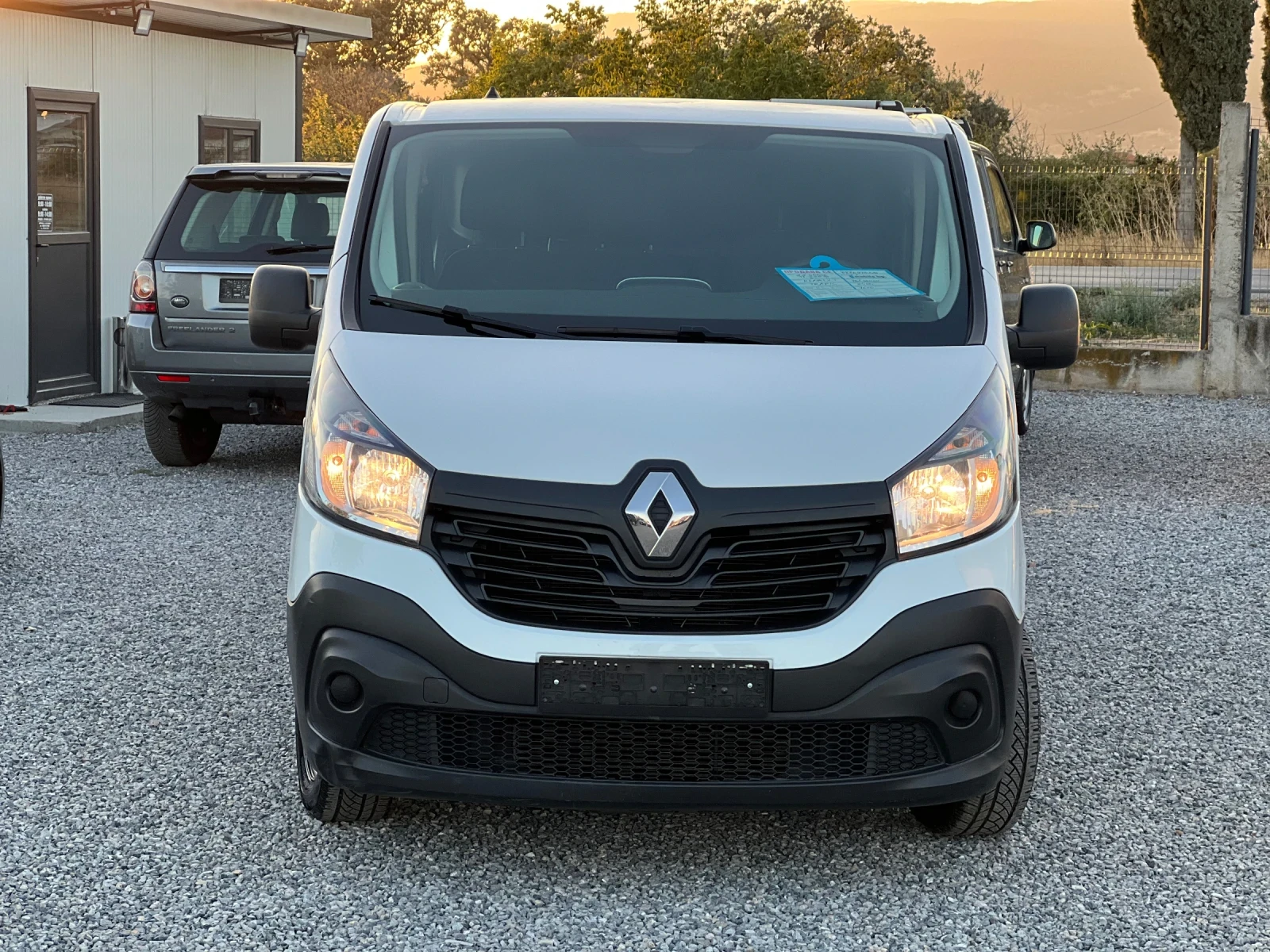Renault Trafic 6 МЕСТА  - изображение 2
