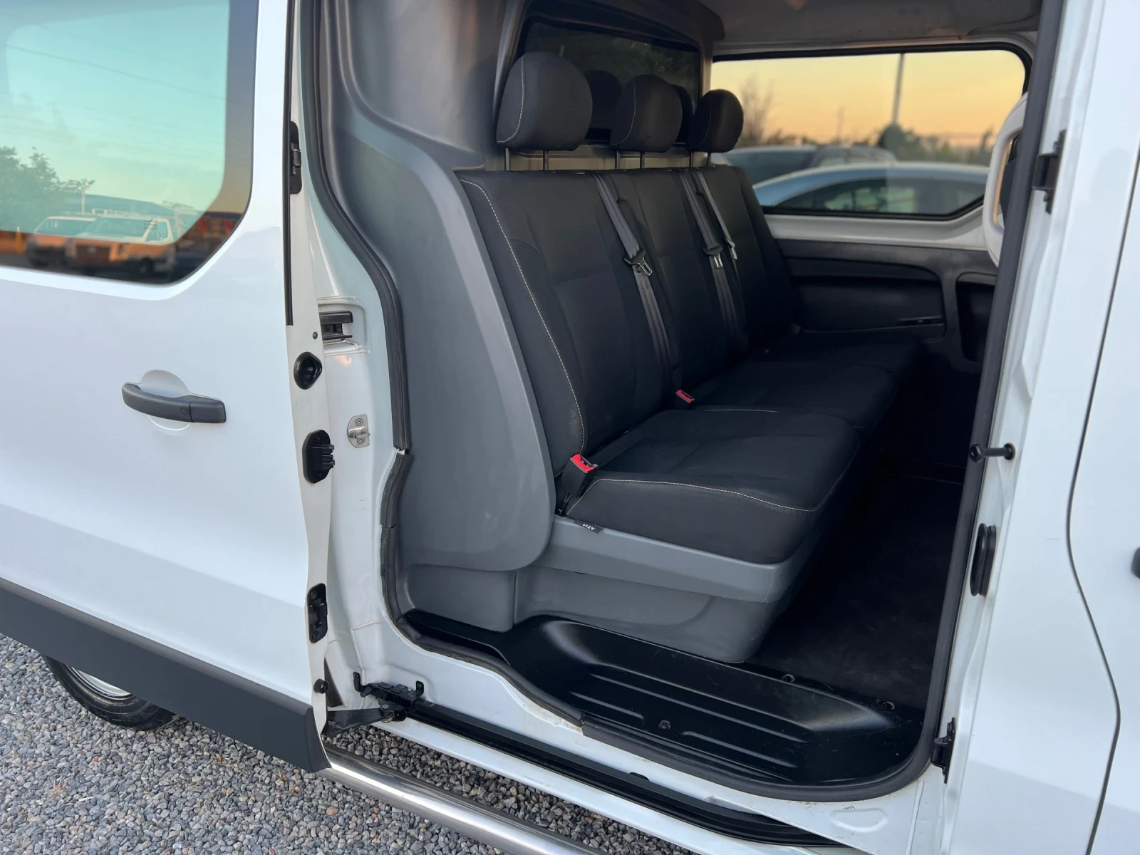 Renault Trafic 6 МЕСТА  - изображение 10