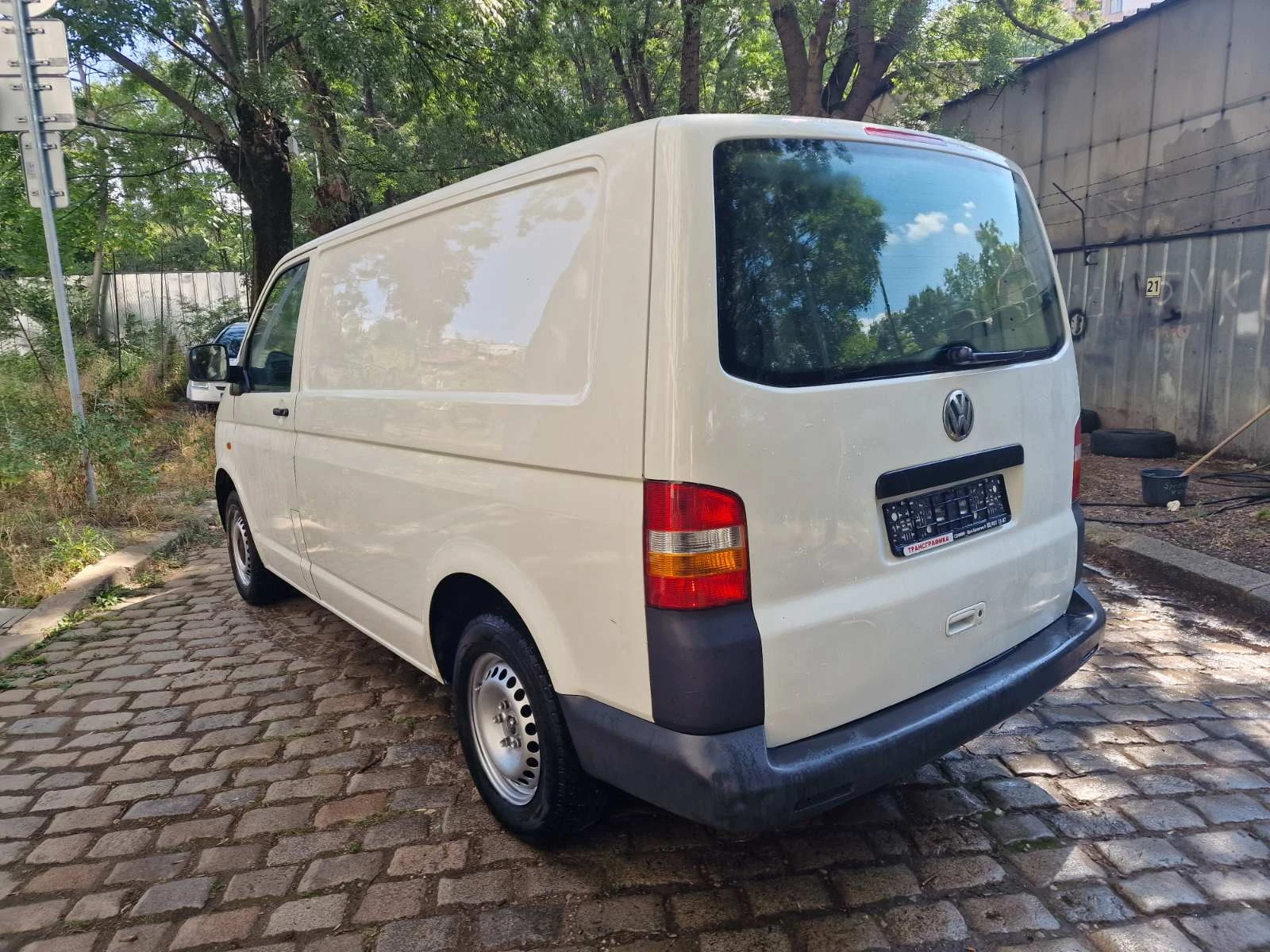 VW Transporter T5 - 1.9TDi, снимка 5 - Бусове и автобуси - 55222631