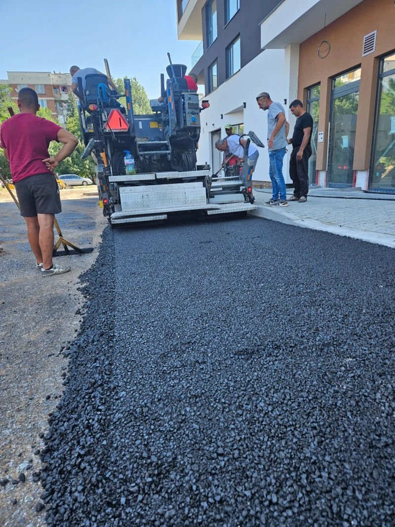 Асфалтополагаща машина Dynapac F 1800 W, снимка 3 - Индустриална техника - 52518489