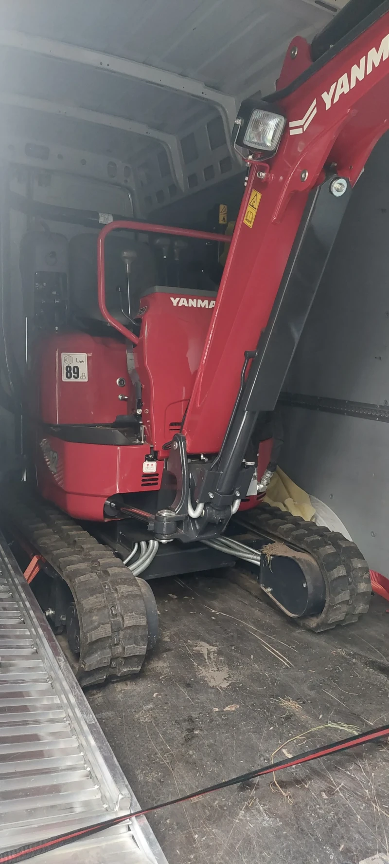 Багер Yanmar vio 12, снимка 3 - Индустриална техника - 52408899