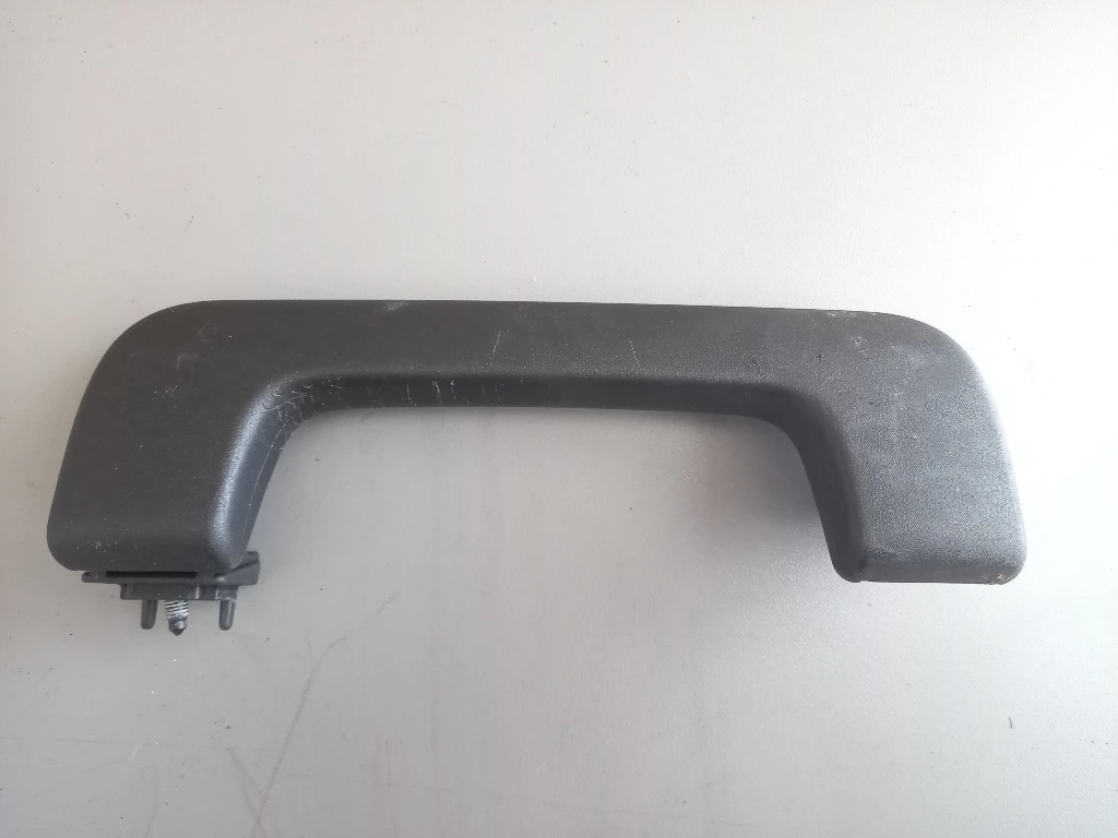 Дръжка таван задна дясна Ауди А3 куатро 