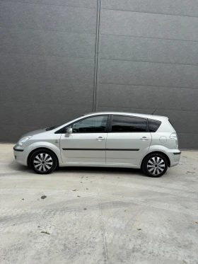 Toyota Corolla verso, снимка 2