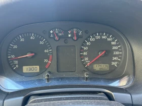 VW Golf 1.6i* Климатик, снимка 11