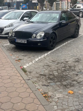  Mercedes-Benz E 320