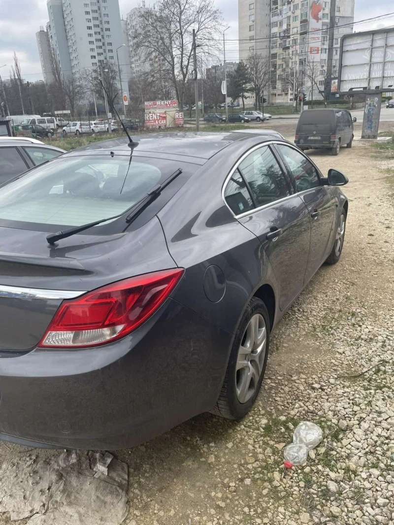 Opel Insignia 1.8, снимка 6 - Автомобили и джипове - 47286632