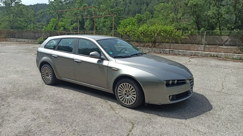 Alfa Romeo 159 sportwagon, снимка 2 - Автомобили и джипове - 48330184