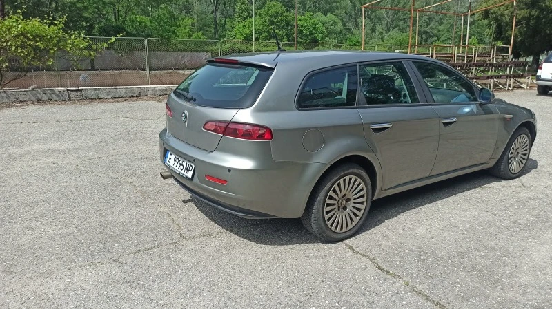 Alfa Romeo 159 sportwagon, снимка 4 - Автомобили и джипове - 48330184