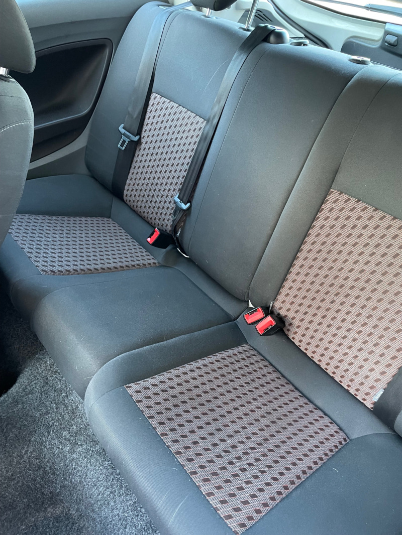 Seat Ibiza 1.2 16v, снимка 12 - Автомобили и джипове - 46486382