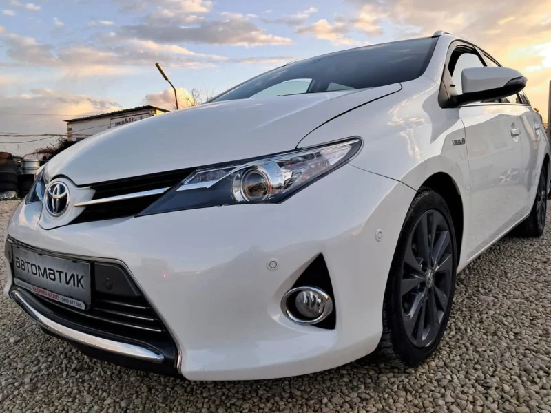 Toyota Auris 1.8 ХИБРИД , снимка 1 - Автомобили и джипове - 48292554